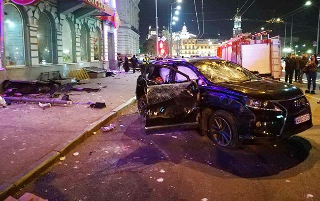Страшна аварія у Харкові: з'явилися дані про винуватицю трагедії
