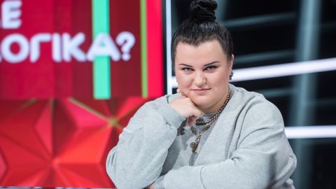 Alyona Alyona призналась, зачем делает фото в стиле "ню": важная миссия