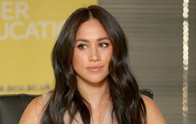 Хочу її обійняти: Клінтон зізналася в почуттях Меган Маркл