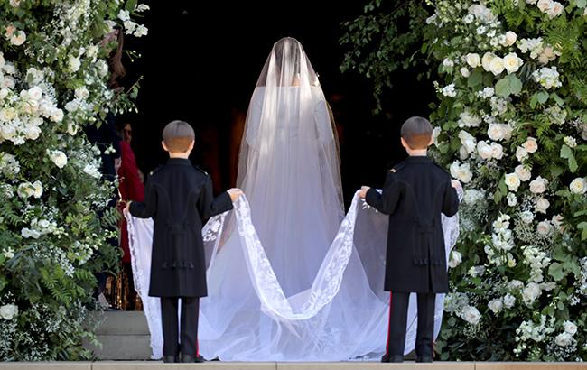 Шили 500 часов: Меган Маркл раскрыла секреты свадебной фаты и вуали