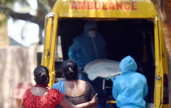 В Индии свыше 300 человек госпитализировали из-за неизвестной болезни