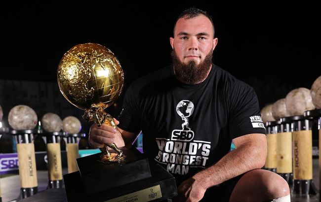 Українець став найсильнішою людиною в світі, піднявши майже 540 кілограмів