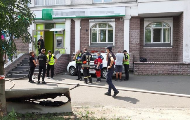 Нападниці на банк у Києві загрожує до 15 років в'язниці