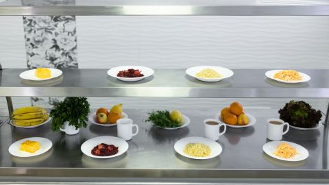 Стали відомі улюблені страви учнів з нового шкільного меню: карбонара, бургери і масала