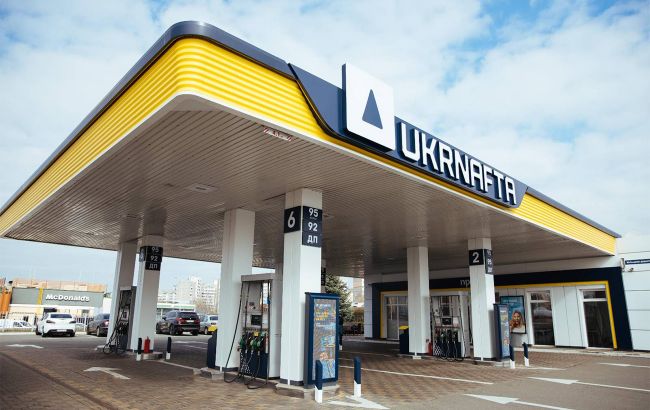 Топливо дорожает даже на "Укрнафте": обзор цен на АЗС 12 марта