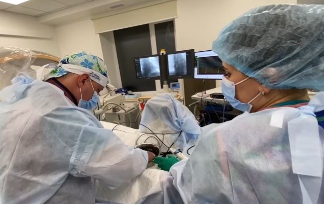 Впервые во Львове медики заморозили сердце, чтобы вылечить пациента (фото)