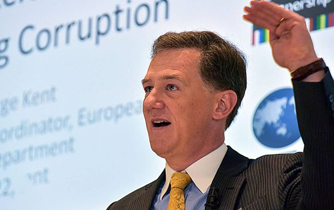 США засуджують видачу РФ паспортів українцям в ОРДЛО