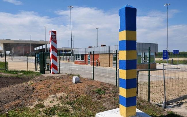 Польша осенью начнет строить забор на границе с Украиной