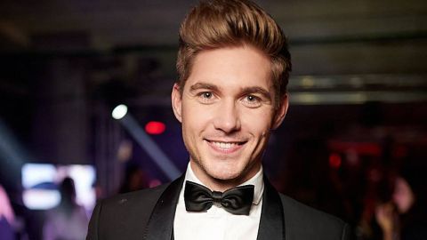 Остапчук без комплексов показал свое обнаженное фото: фанаты его пристыдили