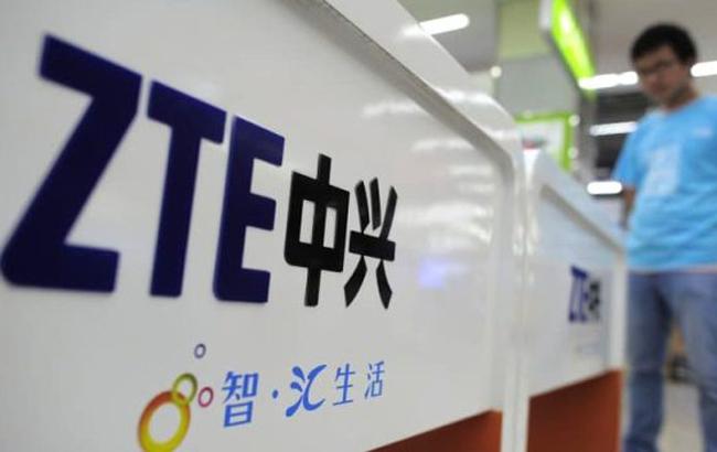 Китайська компанія ZTE відзвітувала про збитки в 1 млрд доларів через санкції США