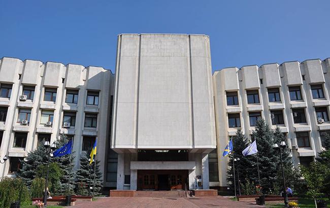 Колишні студенти КІМВ зібрали майже 100 тисяч – для допомоги нинішнім