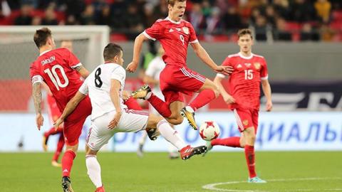 "Слід від свіжої ін'єкції": гравці збірної Росії запідозрили у вживанні допінгу (фото)