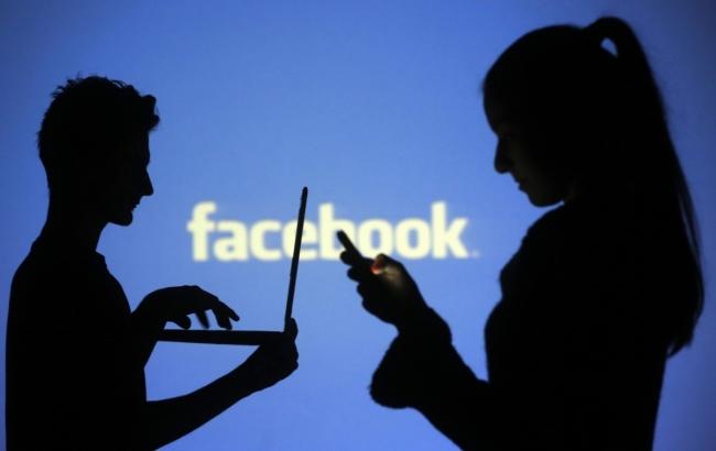 Facebook запустив у Франції напередодні президентських виборів проект по боротьбі з фейками