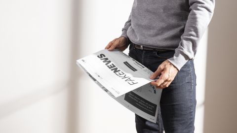 Украинцам рассказали, как не стать жертвой дезинформации: 10 важных советов