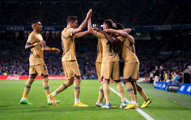 Лєвандовскі відзначив 34-річчя прем'єрним дублем у "Барселоні": відео