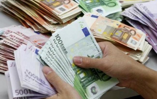 В России курс евро достиг отметки в 67 рублей