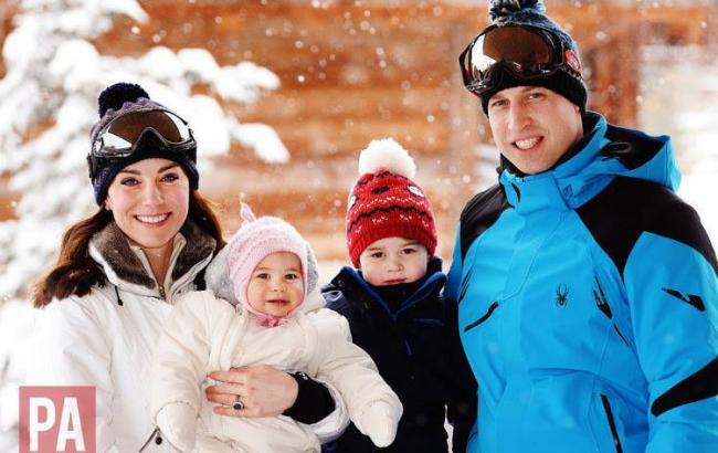 Герцог и герцогиня Кембриджские показали фото с семейного отдыха в Альпах