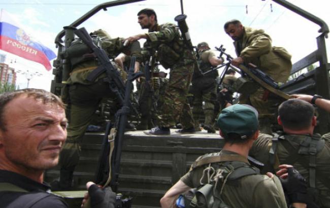Боевики ДНР направили военную технику к донецкому аэропорту после "учений" в городе