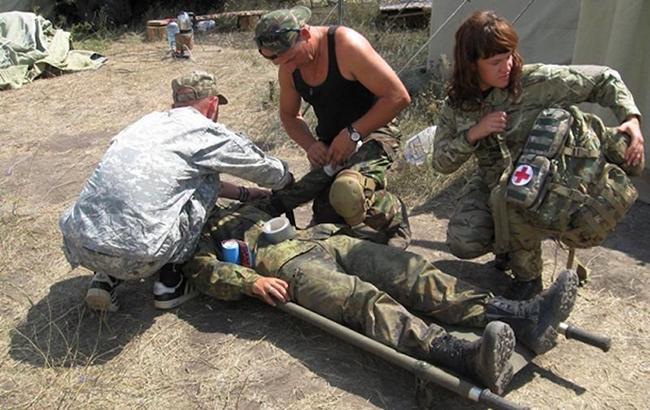 В Минбороны подтвердили информацию о двух раненых на Донбассе военных