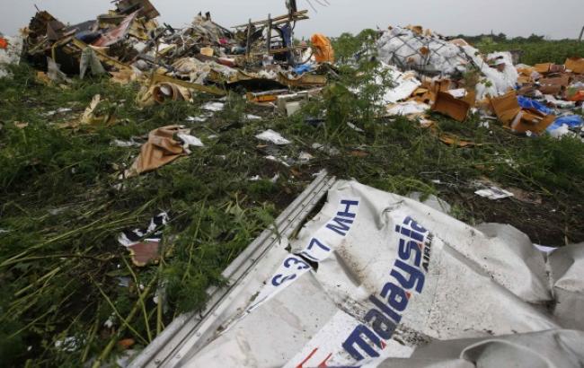 Самолет с останками жертв крушения Boeing-777 отправили из Харькова в Нидерланды