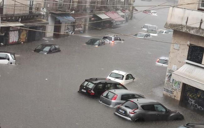 В Италии шторм привел к сильному наводнению: есть погибшие