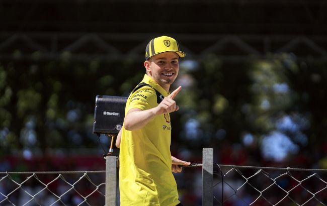 Российский пилот проведет тренировку с "Феррари" на Гран-при США: как это стало возможным