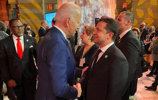 Зеленський на полях саміту в Глазго зустрівся з Байденом: що обговорювали