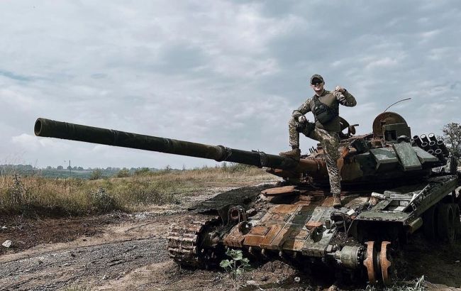 Танки, артиллерия и БТР: как Россия стала крупным "поставщиком" оружия для ВСУ