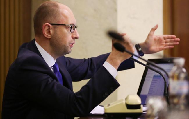 Жителів Маріуполя евакуюють зі східної частини міста, - Яценюк