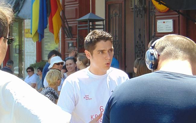 Нападение на активиста в Одессе: полиция объявила в розыск подозреваемых