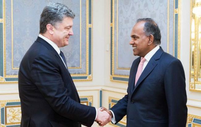 Порошенко запросив бізнес Сінгапуру збільшити потік інвестицій в Україну