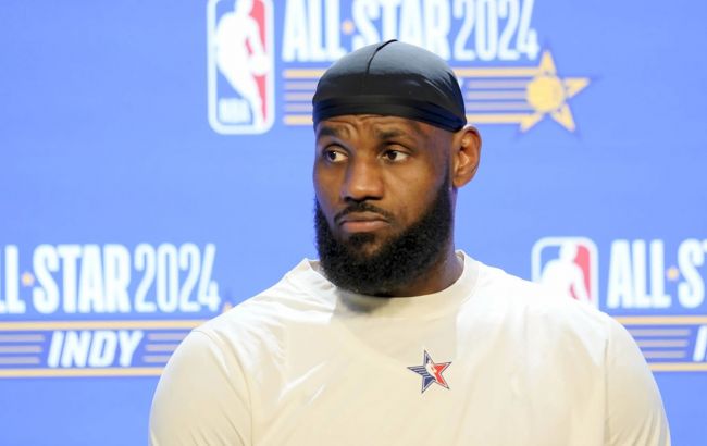 Легкий данк Леброна не спас Запад от фиаско в Матче всех звезд: момент дня в НБА