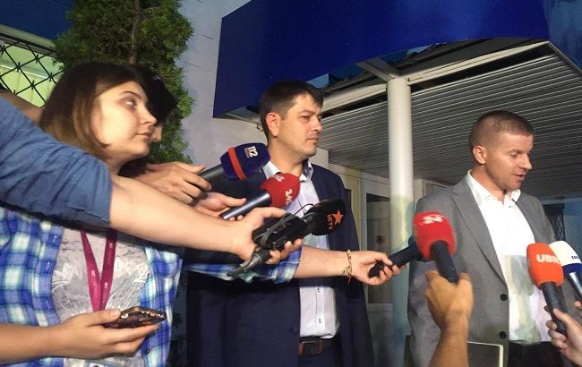 Сотрудники прокуратуры вручили Федорко уведомление о подозрении