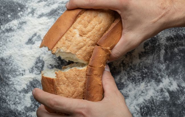 Тільки не викидайте: що можна приготувати з черствого хліба
