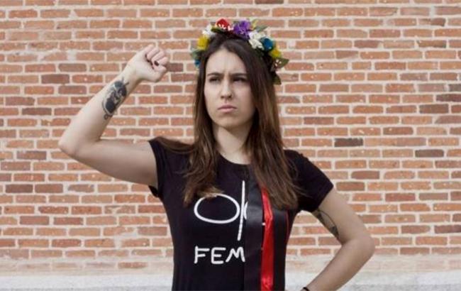 Правоохранители отпустили активистку Femen, задержанную в суде