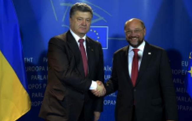 Порошенко пригласил Президента Европарламента посетить Украину