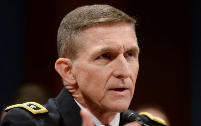 Флинн скрыл от Пентагона факт беседы с российской студенткой, - WSJ