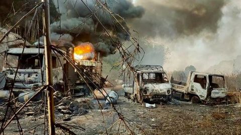 Военные Мьянмы окружили и обстреляли деревню: погибли десятки жителей