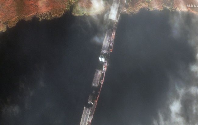 "Спалили мости". З'явилися супутникові знімки зруйнованих переправ в Херсонській області