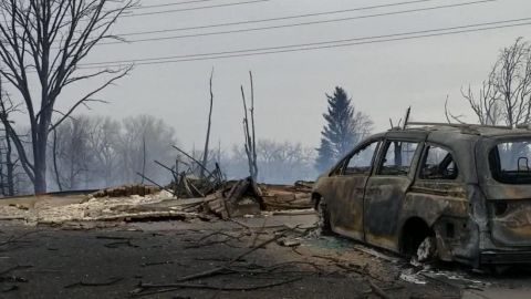 У США розслідують причину пожеж в Колорадо: виникли по сусідству з палаючим сараєм