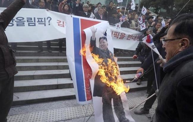У Сеулі мітингують проти участі КНДР в Олімпіаді