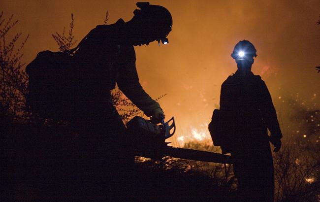 Пожежі в Каліфорнії: у долині Сонома оголошено нову обов’язкову евакуацію