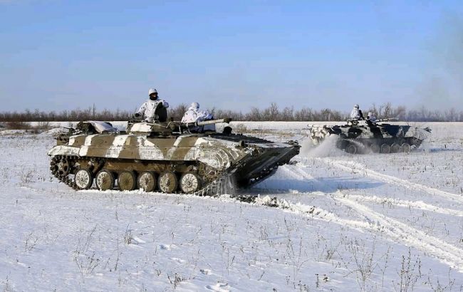 На Донбасі бойовики вісім разів порушили "тишу", використовували кулемети і гранатомети