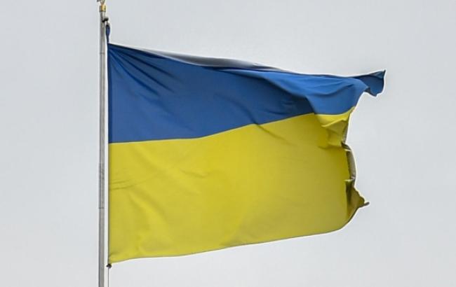 В "ЛНР" 18-летние ребята свалили памятник Жукову и подняли украинский флаг
