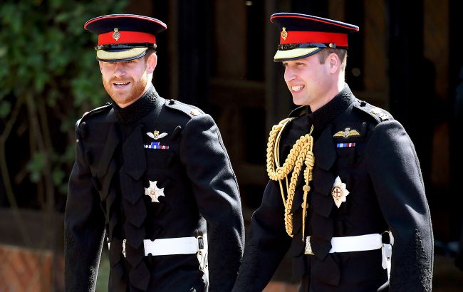 Принц Уильям настойчиво рекомендует Гарри вернуться: в чем причина