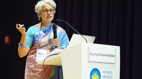 Вакцинация защищает от тяжелого течения при заражении "Дельта" штаммом, - ВОЗ