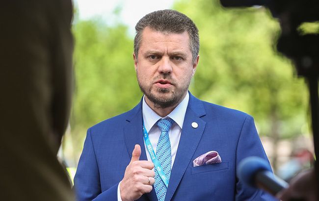 Міністр закордонних справ Естонії відвідає Україну
