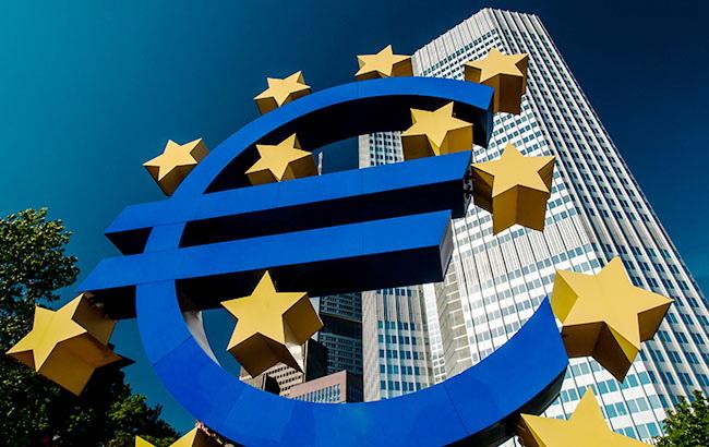 ЕЦБ готовится к выпуску новых купюр 100 и 200 евро