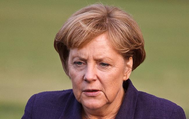 Меркель закликає відреагувати на "агресивні тенденції" Ірану
