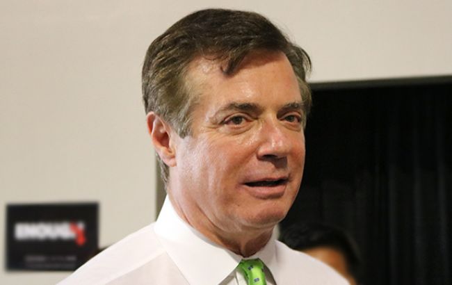 Манафорт пояснив три закордонні паспорти і поїздки за кордон